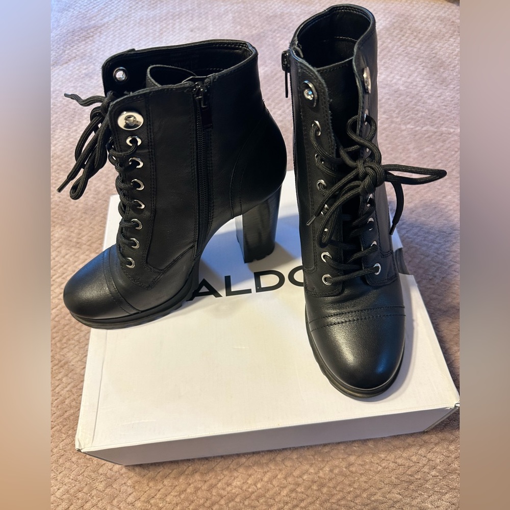 Aldo booties Size 10